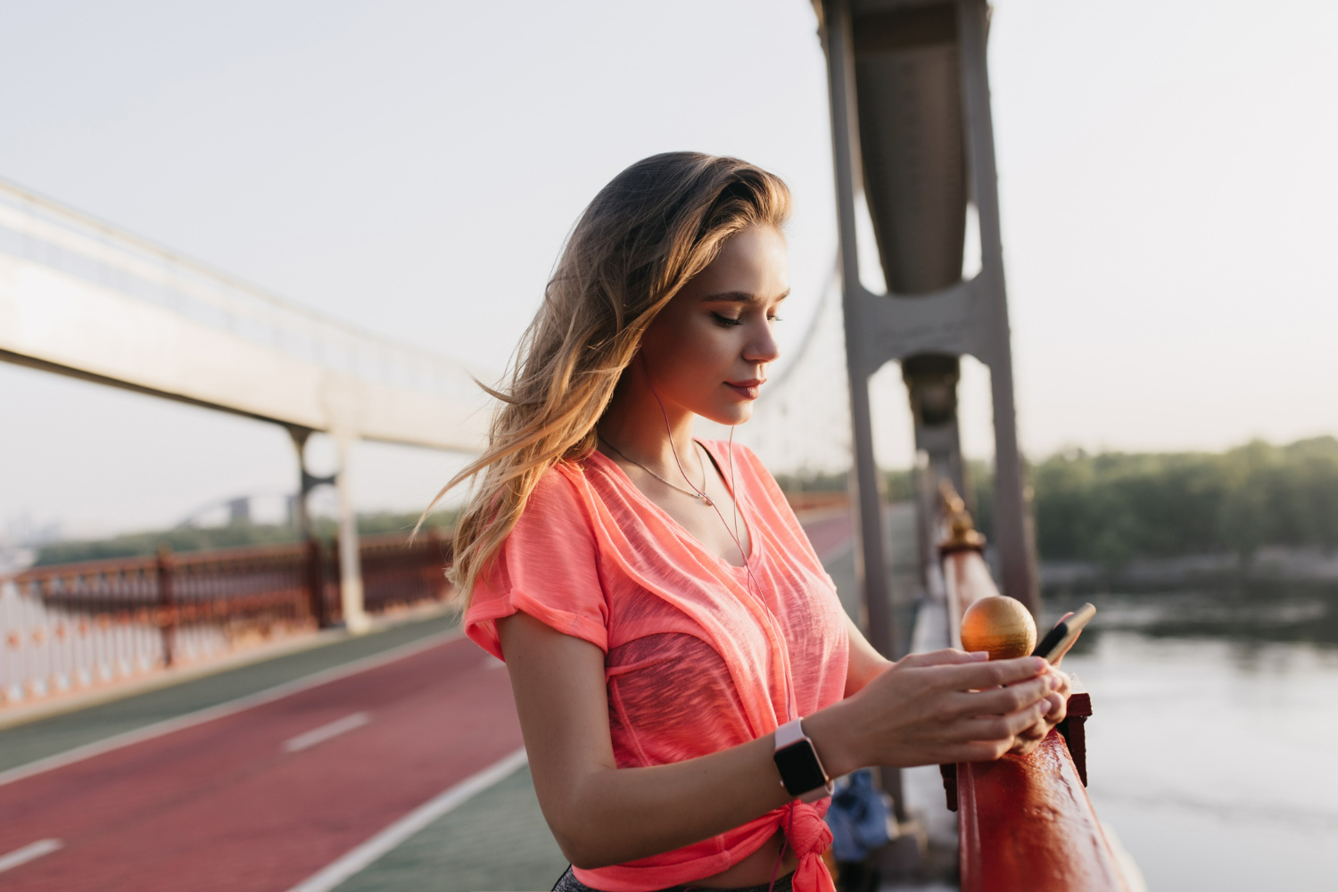 Femme téléphone voyance